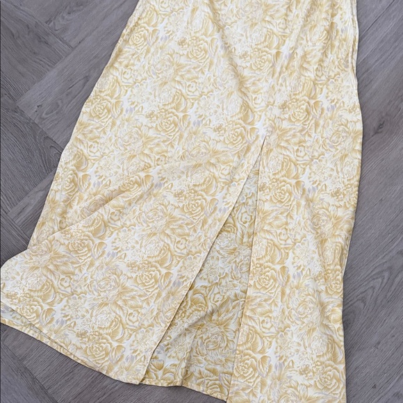 Paper Heart Elegant Yellow Floral Midi slip Dress SZ Medium - Picture 4 of 11